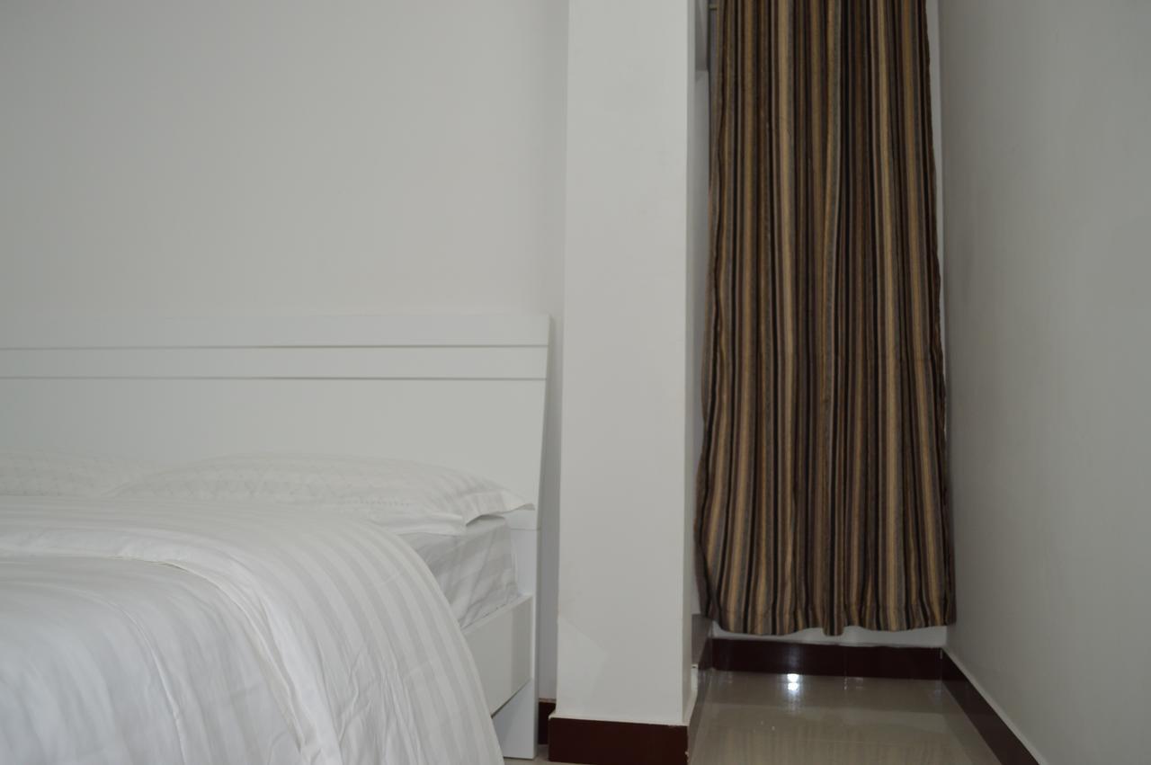 Bluebell Residency Hotel Kāraikkudi Exterior foto